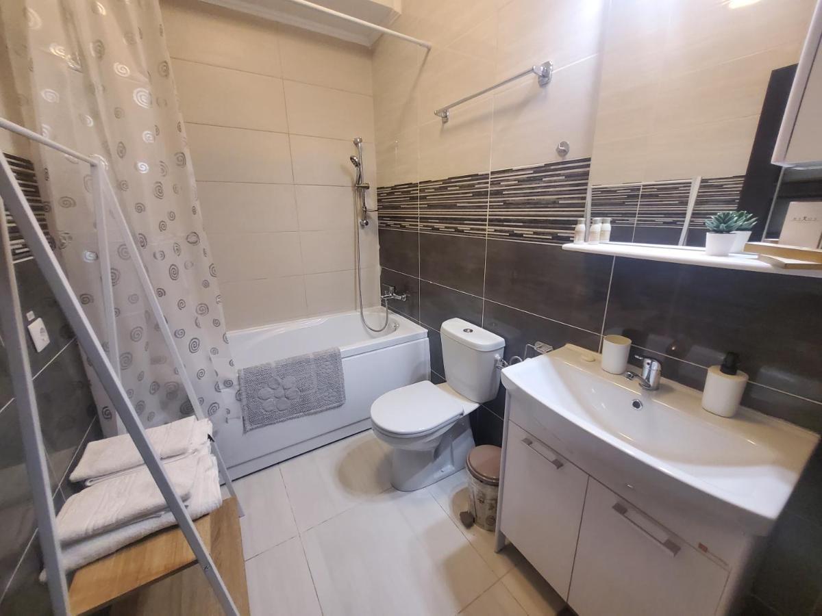 Morii Lake Special Apartment Bucarest Exterior foto